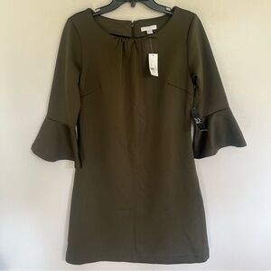 NWT Women’s New‎ York & Company Olive Green Bell Sleeve Shift Dress Size Medium